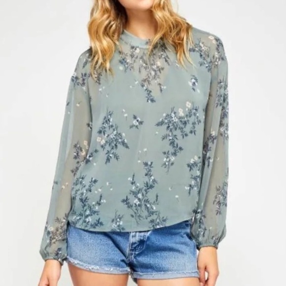 Gentle fawn / floral light weight long sleeve blouse with slip - Picture 1 of 10